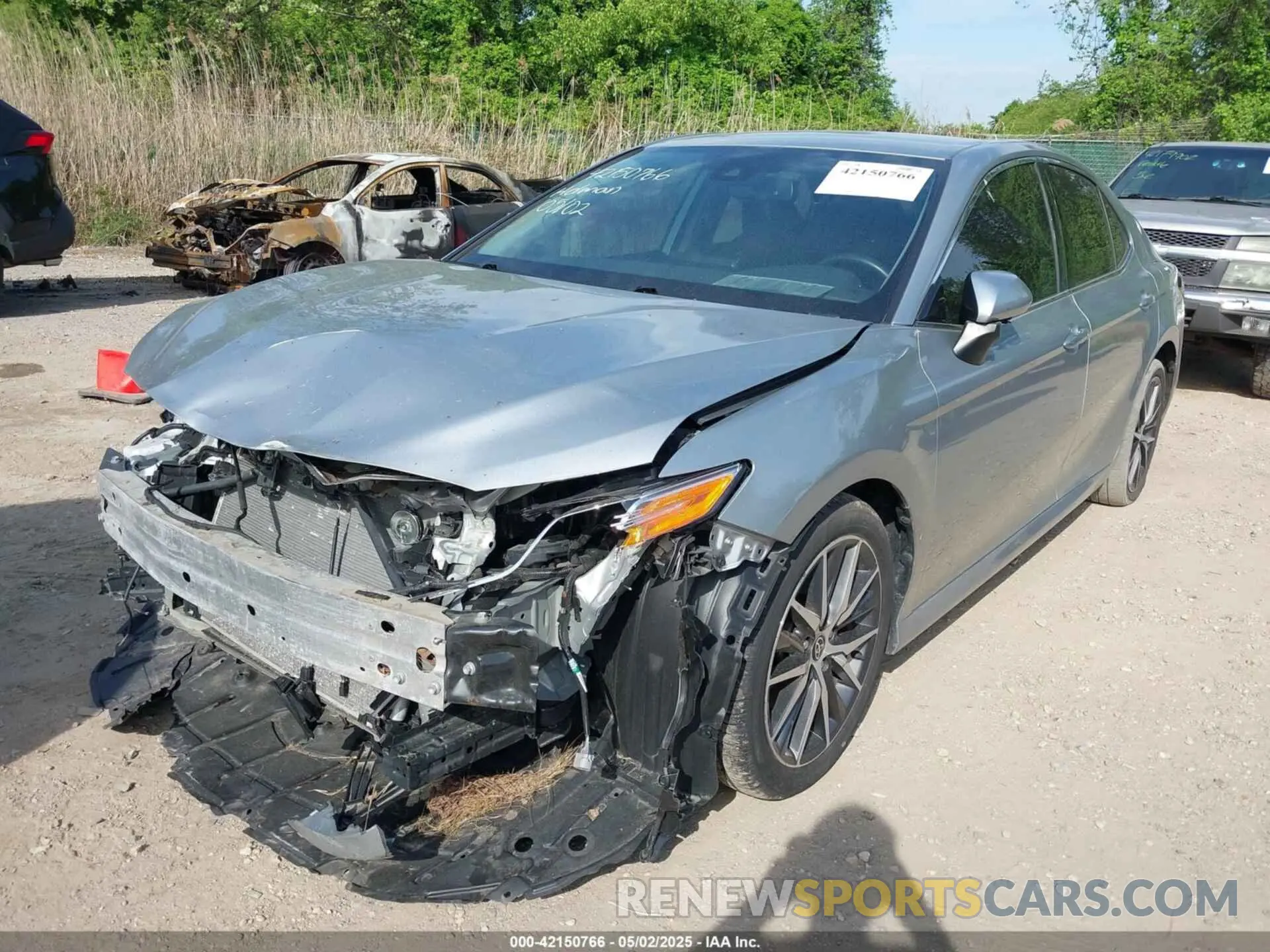 18 Photograph of a damaged car 4T1F11AK9NU020501 TOYOTA CAMRY 2022
