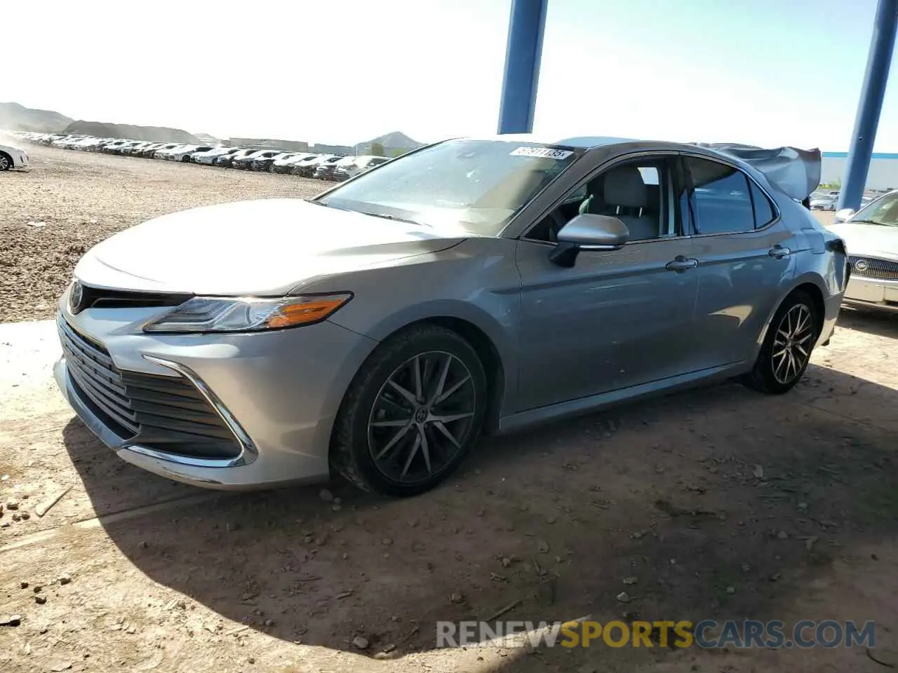 1 Photograph of a damaged car 4T1F11AKXNU022225 TOYOTA CAMRY 2022