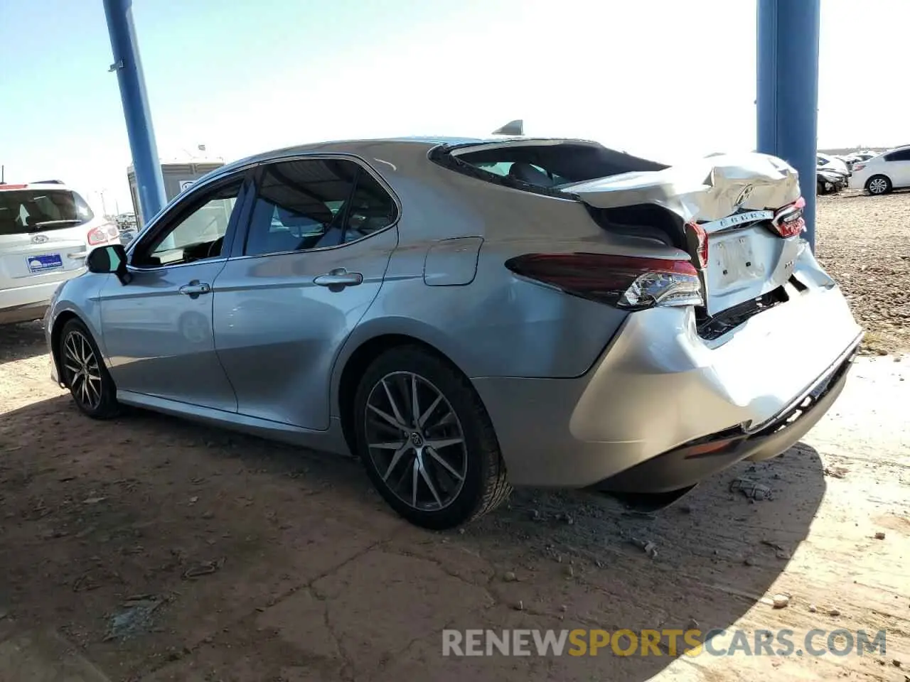 2 Photograph of a damaged car 4T1F11AKXNU022225 TOYOTA CAMRY 2022