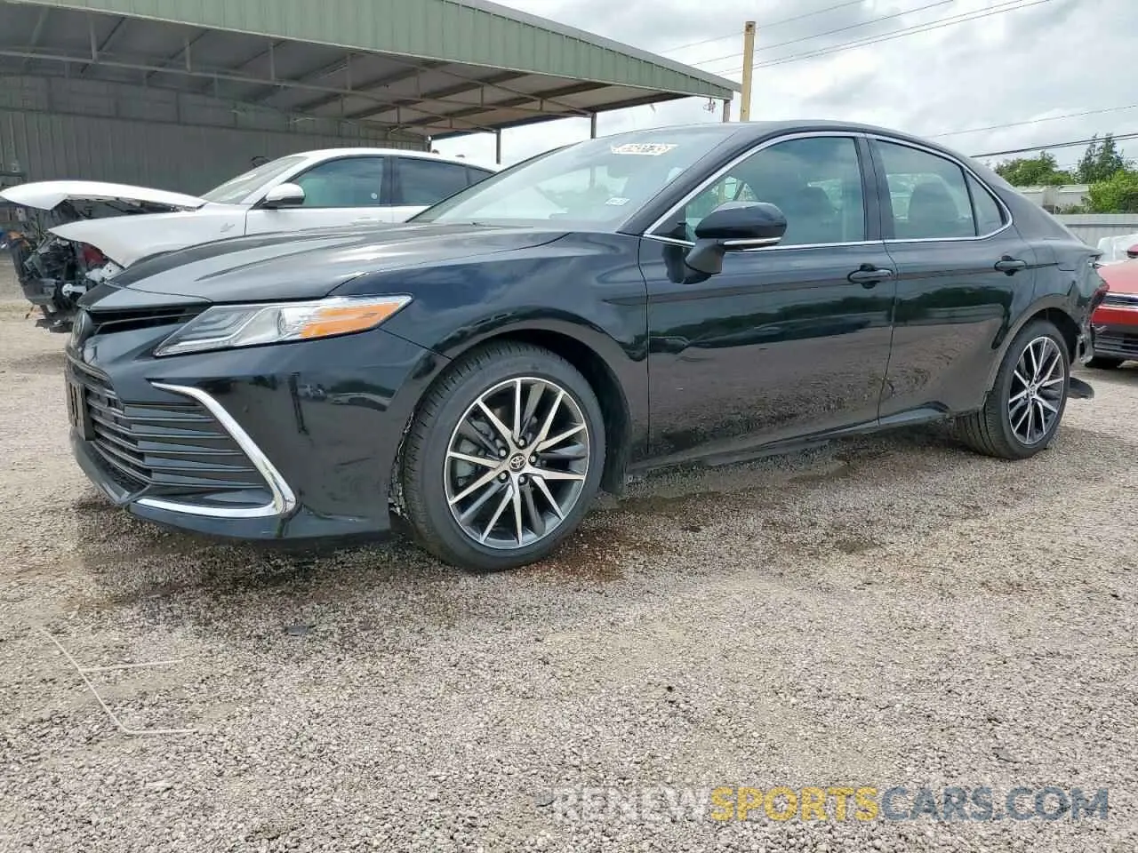 1 Photograph of a damaged car 4T1F11AKXNU075166 TOYOTA CAMRY 2022