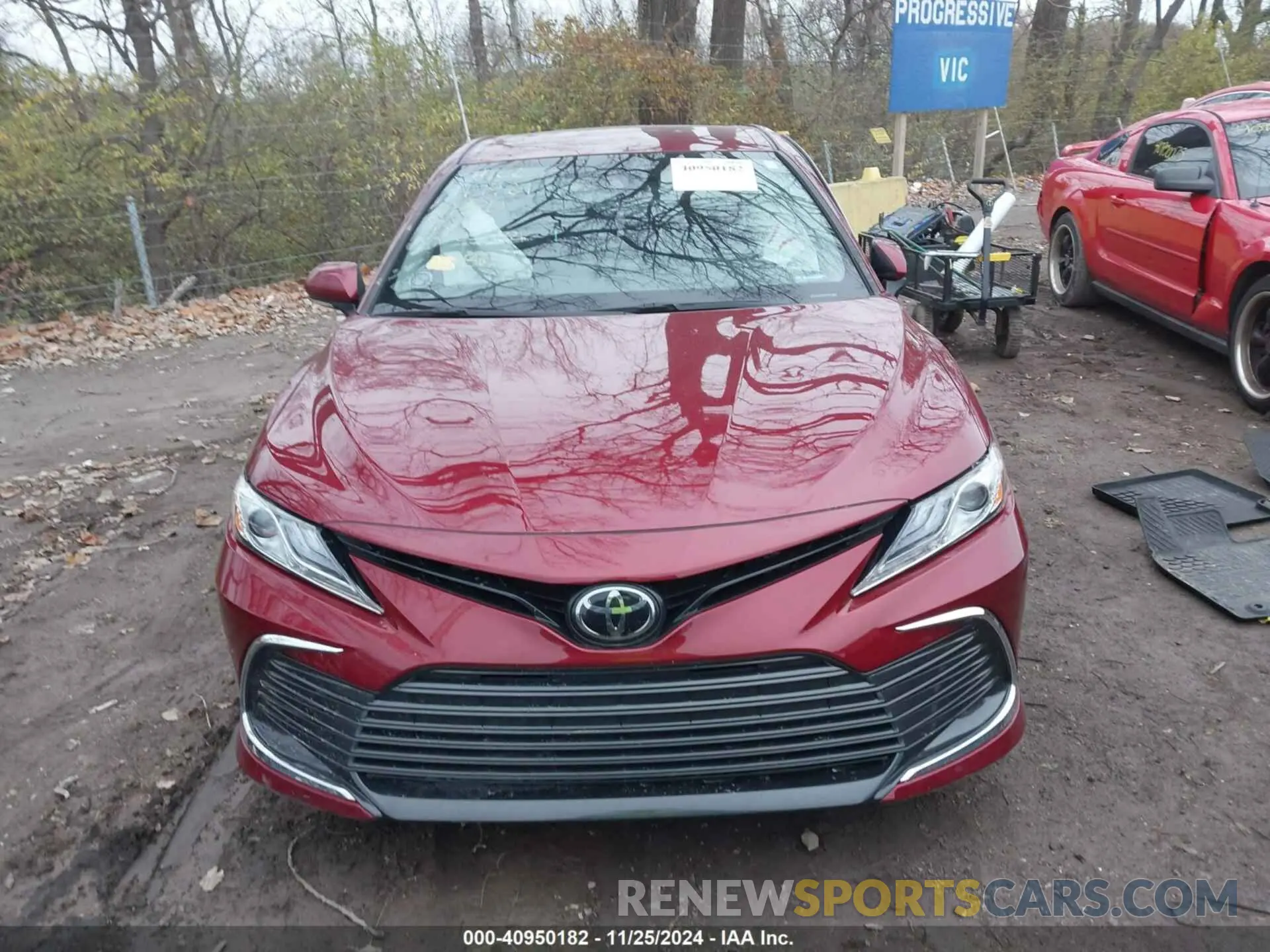 11 Photograph of a damaged car 4T1F11BK0NU055782 TOYOTA CAMRY 2022