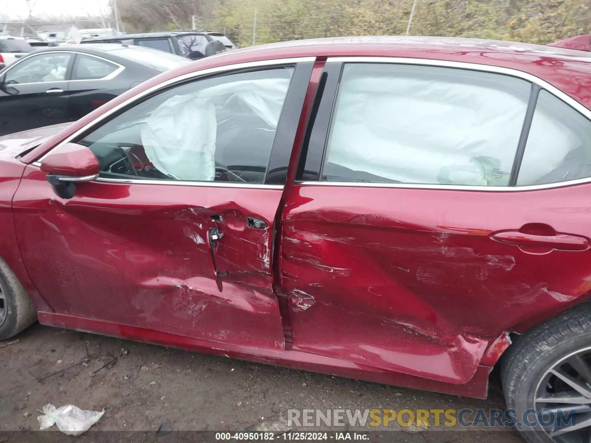 13 Photograph of a damaged car 4T1F11BK0NU055782 TOYOTA CAMRY 2022