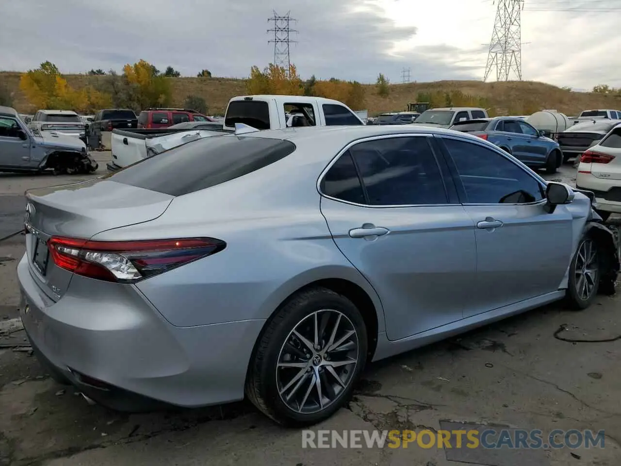 3 Photograph of a damaged car 4T1F11BK2NU056593 TOYOTA CAMRY 2022