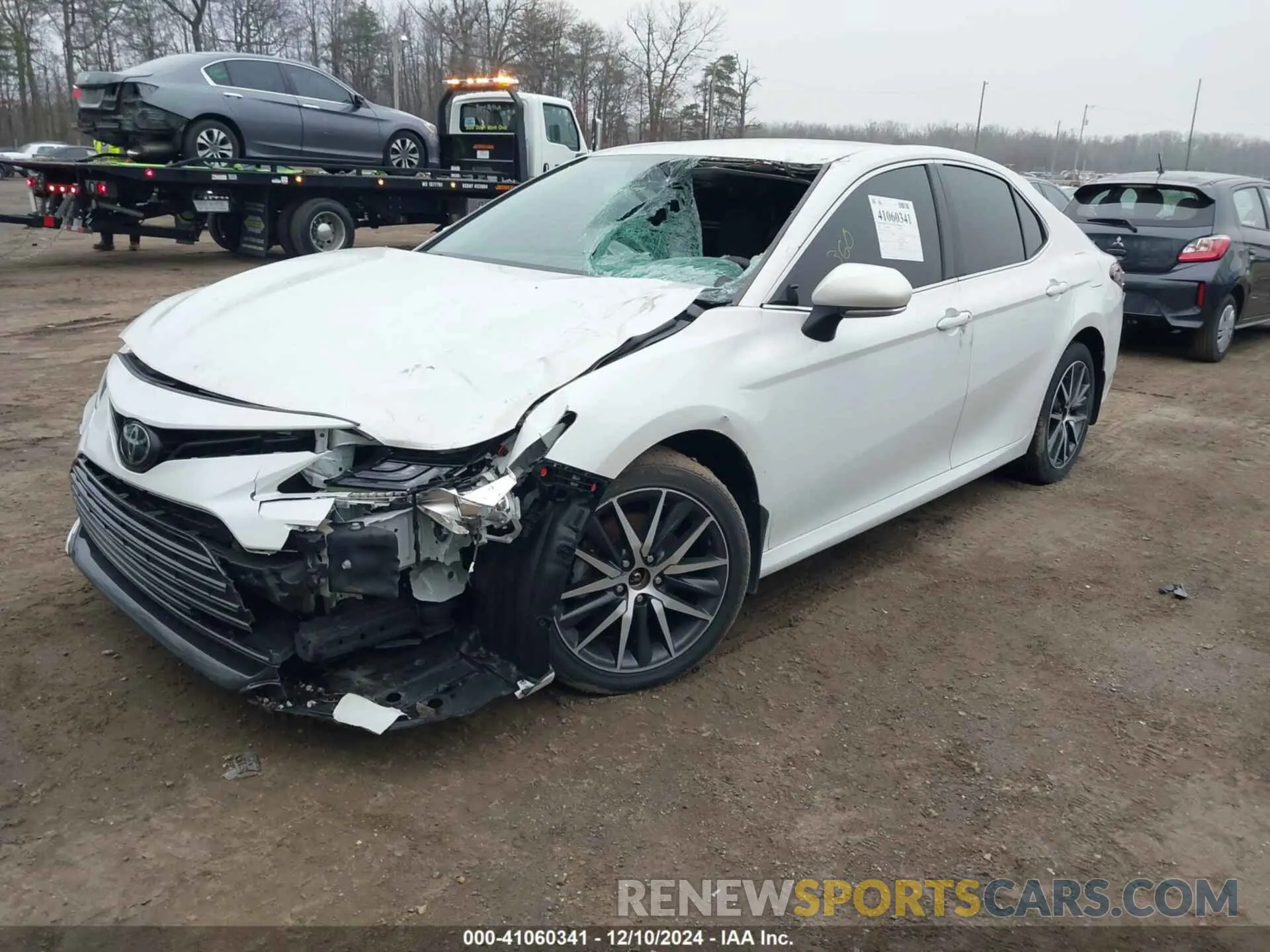 2 Photograph of a damaged car 4T1F11BK3NU063651 TOYOTA CAMRY 2022