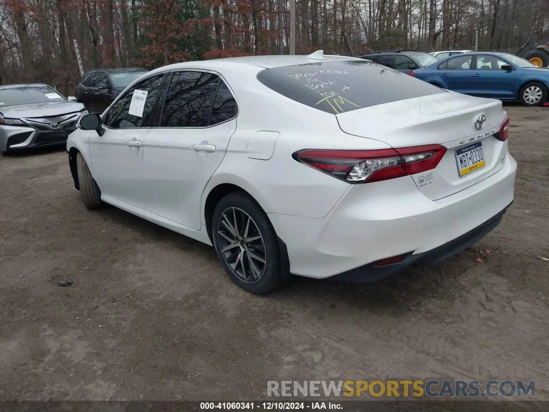 3 Photograph of a damaged car 4T1F11BK3NU063651 TOYOTA CAMRY 2022