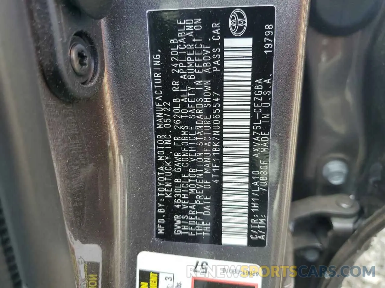 12 Photograph of a damaged car 4T1F11BK7NU065547 TOYOTA CAMRY 2022