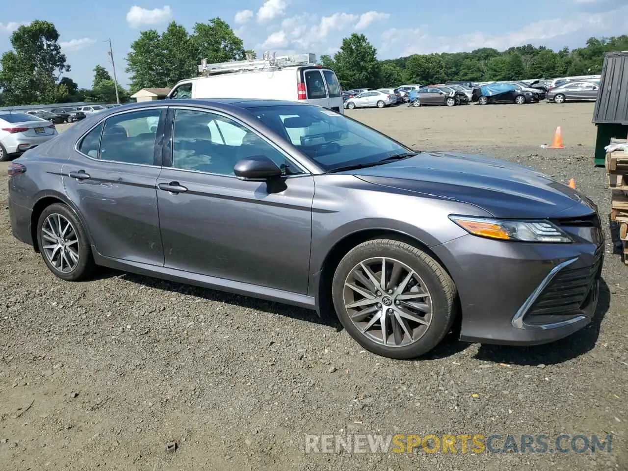 4 Photograph of a damaged car 4T1F11BK7NU065547 TOYOTA CAMRY 2022