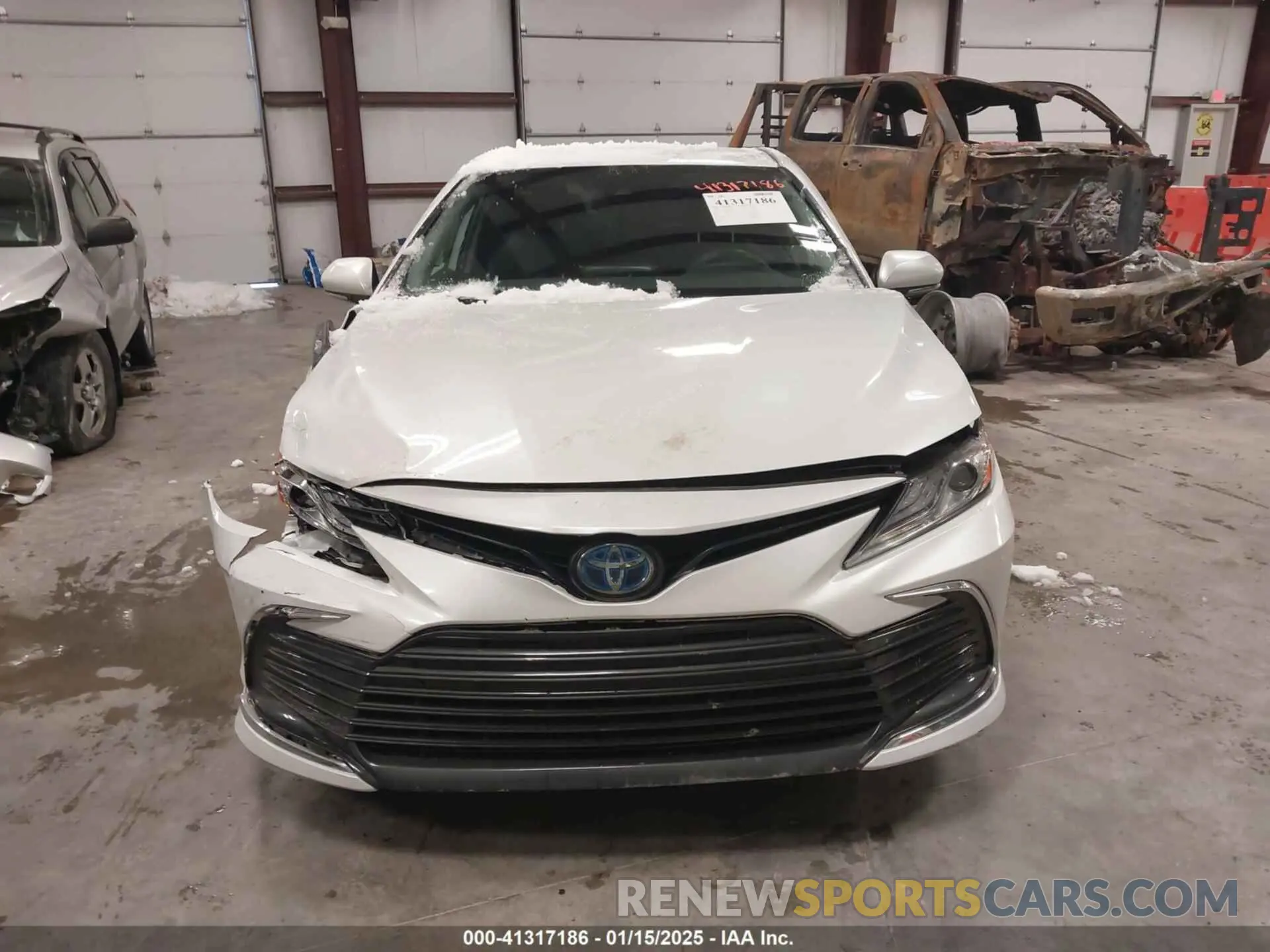 12 Photograph of a damaged car 4T1F31AK0NU588162 TOYOTA CAMRY 2022