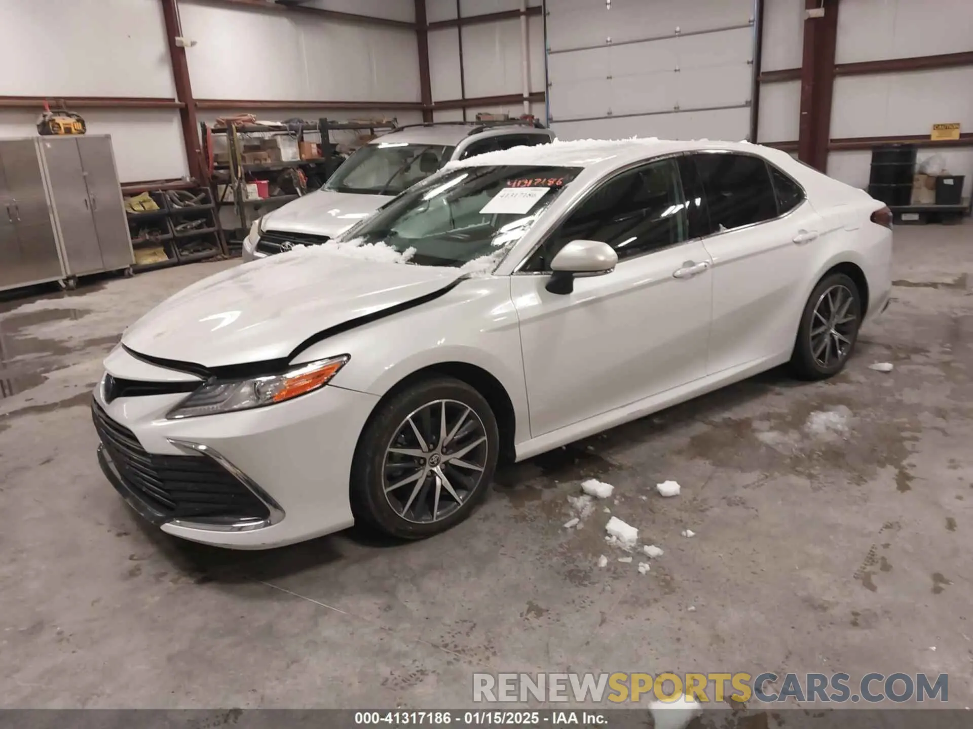2 Photograph of a damaged car 4T1F31AK0NU588162 TOYOTA CAMRY 2022