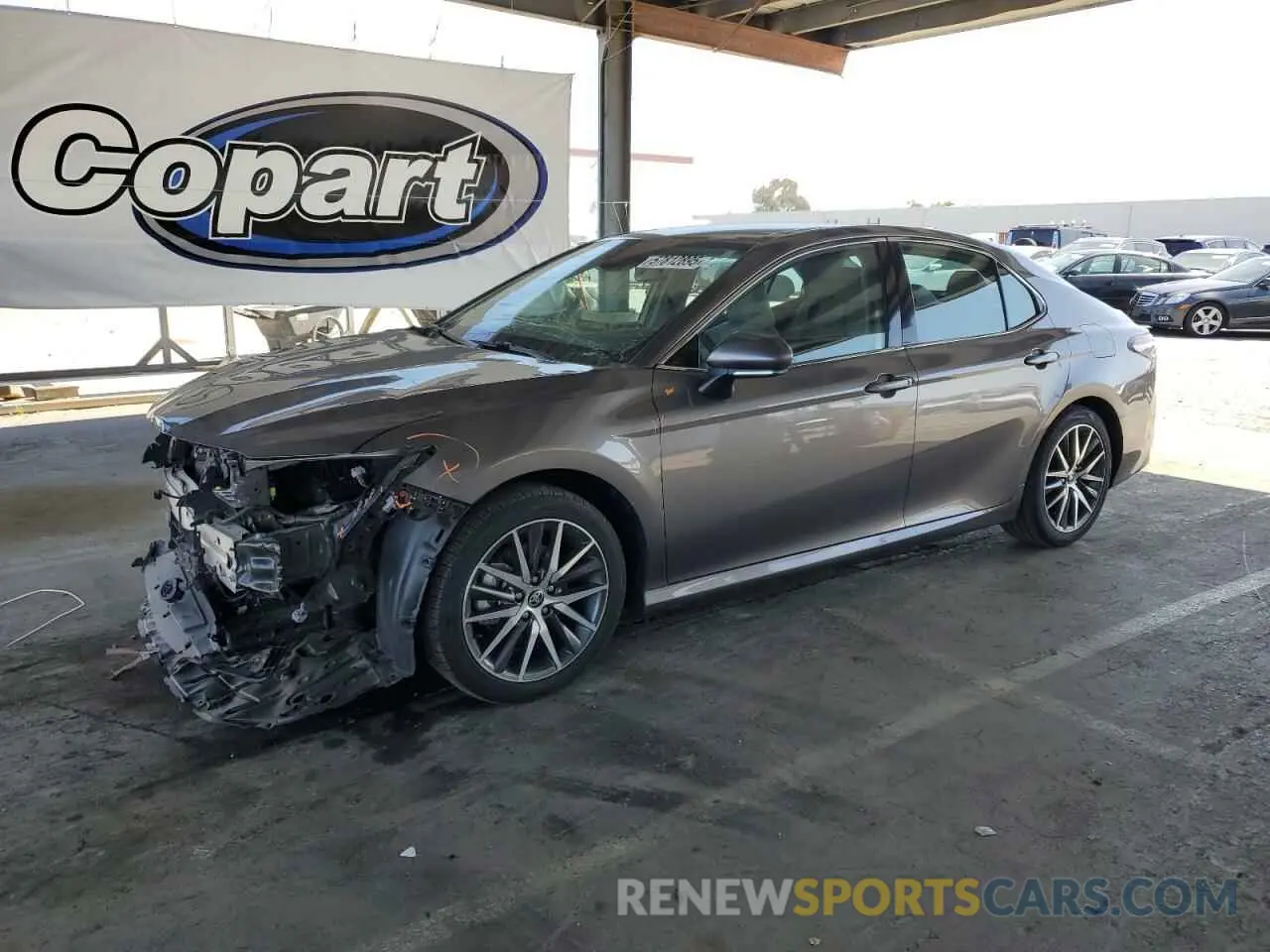 1 Photograph of a damaged car 4T1F31AK3NU587118 TOYOTA CAMRY 2022