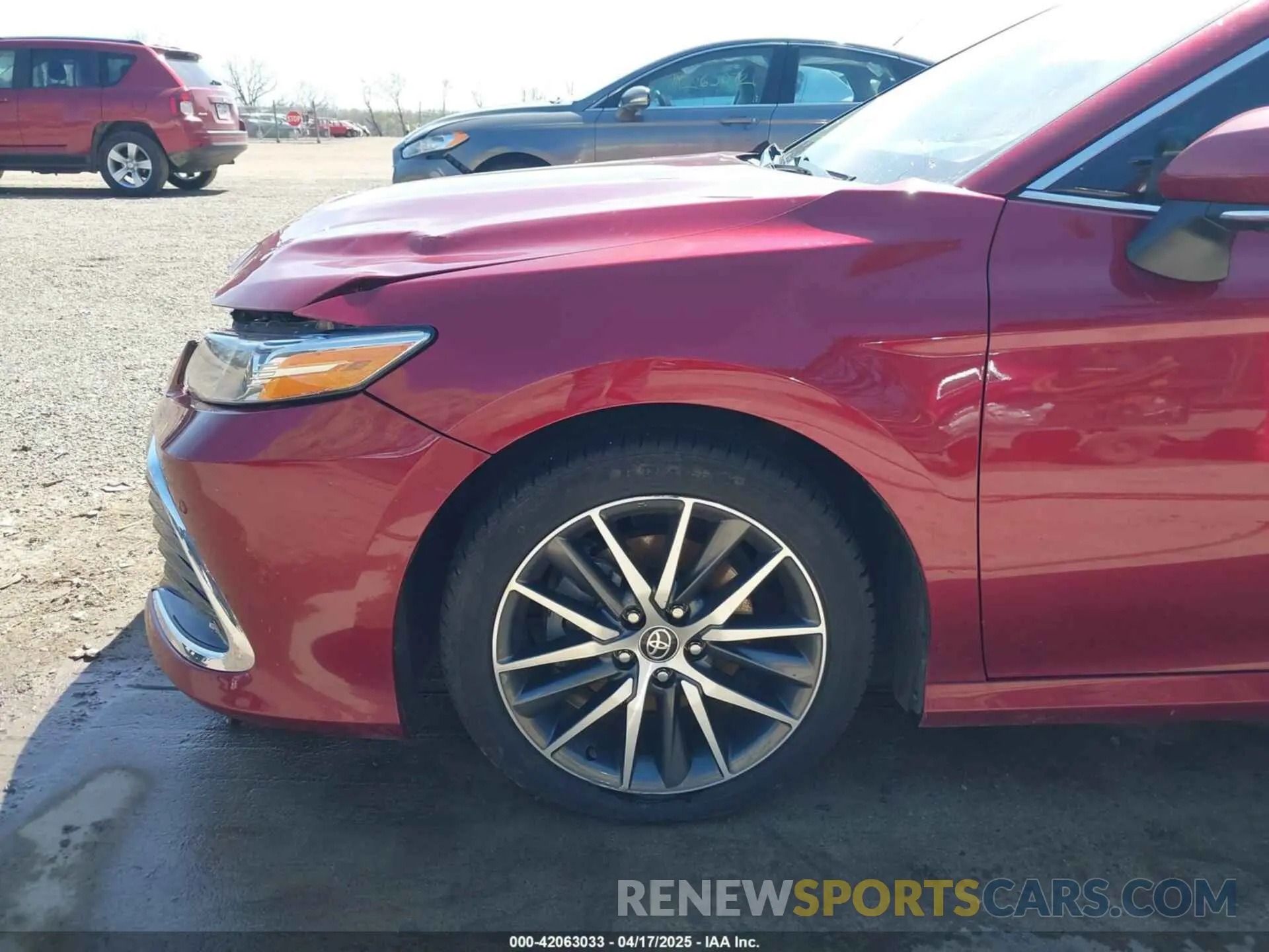 18 Photograph of a damaged car 4T1F31AK4NU034347 TOYOTA CAMRY 2022