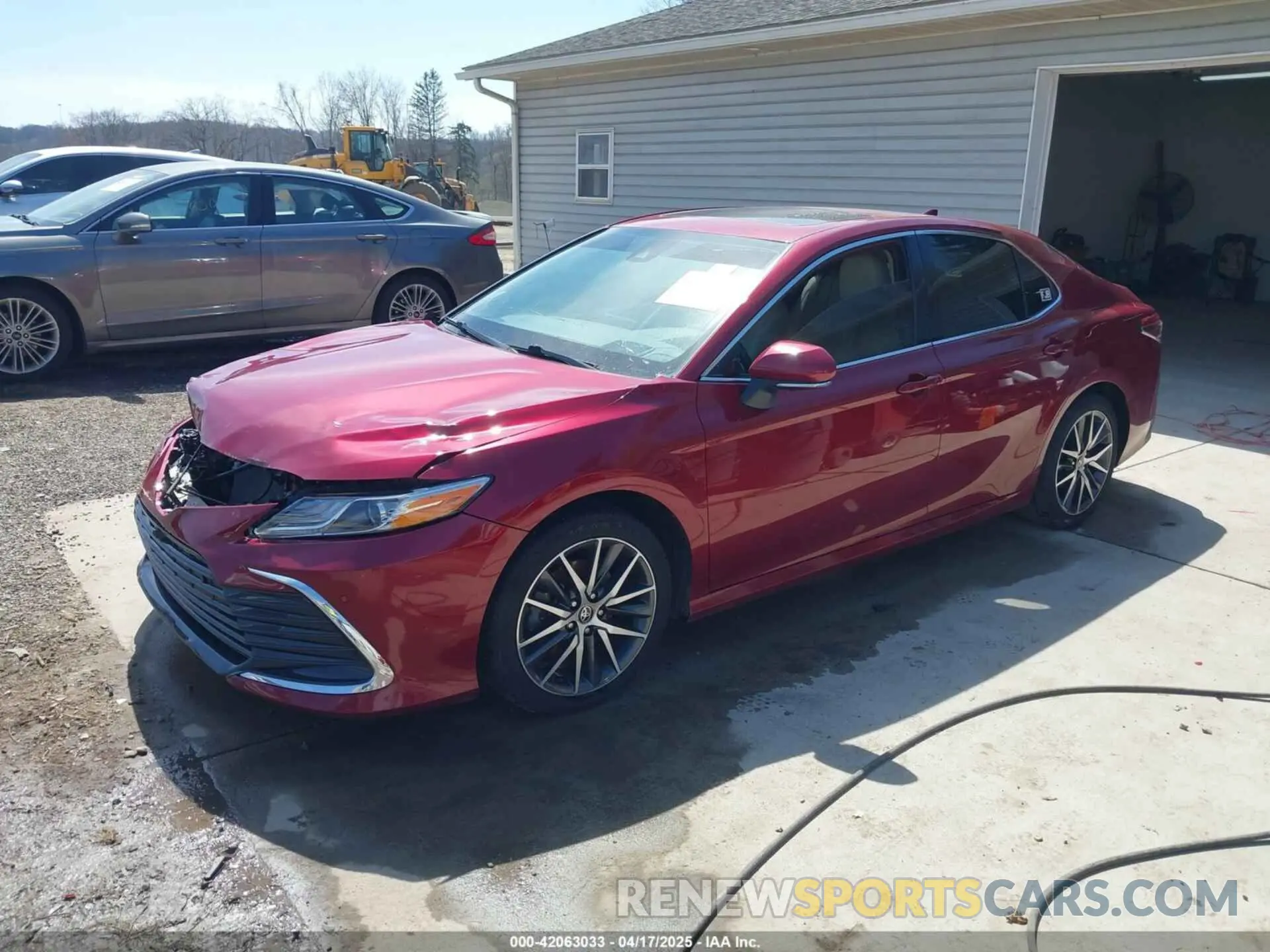 2 Photograph of a damaged car 4T1F31AK4NU034347 TOYOTA CAMRY 2022