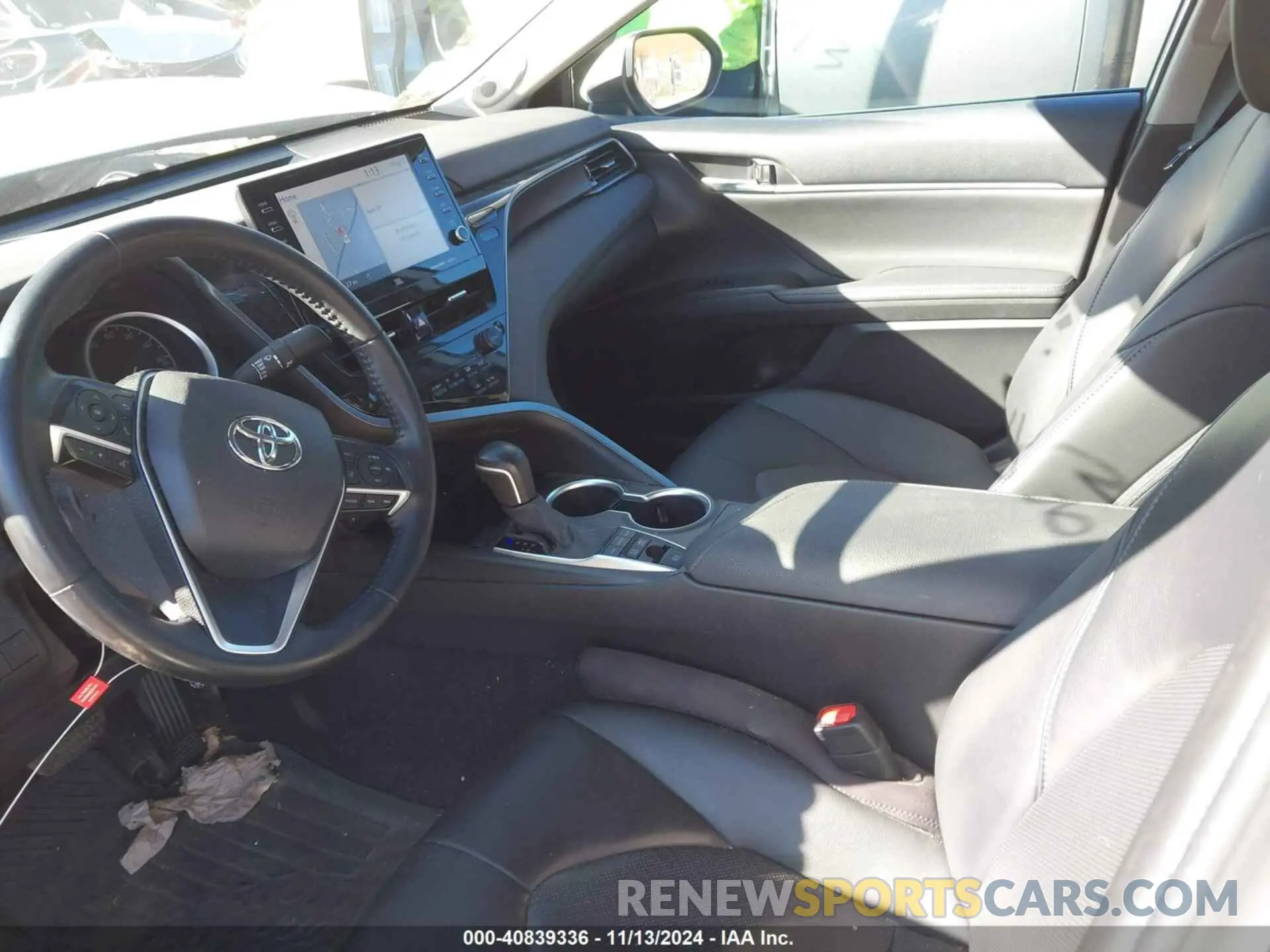 5 Photograph of a damaged car 4T1F31AK4NU599424 TOYOTA CAMRY 2022