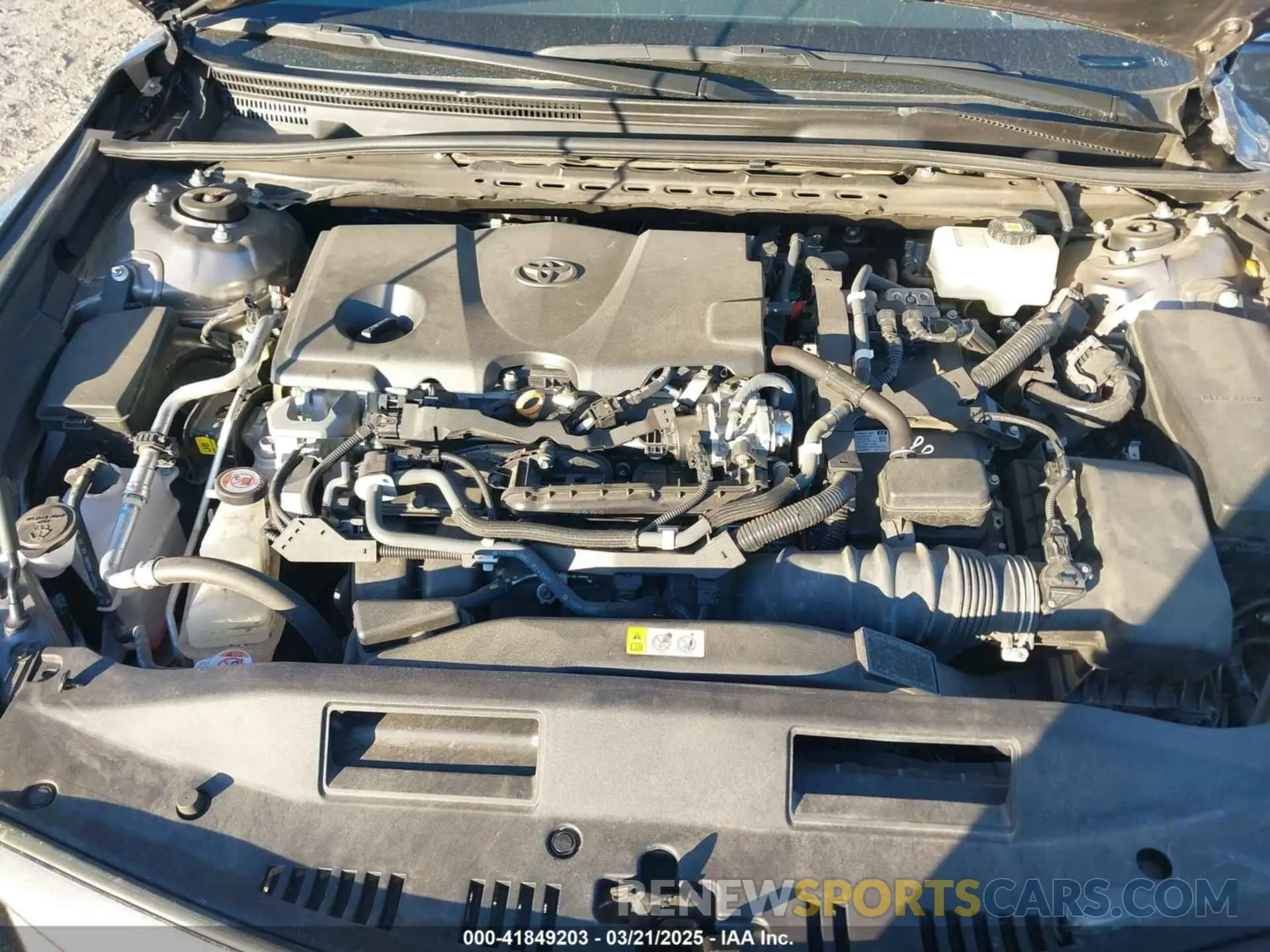 10 Photograph of a damaged car 4T1F31AK7NU575845 TOYOTA CAMRY 2022