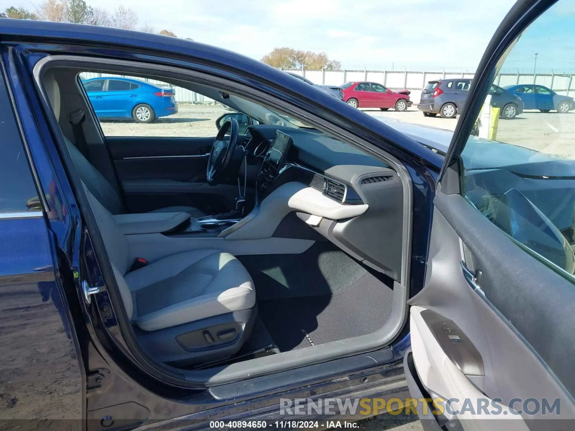 5 Photograph of a damaged car 4T1F31AK7NU584710 TOYOTA CAMRY 2022