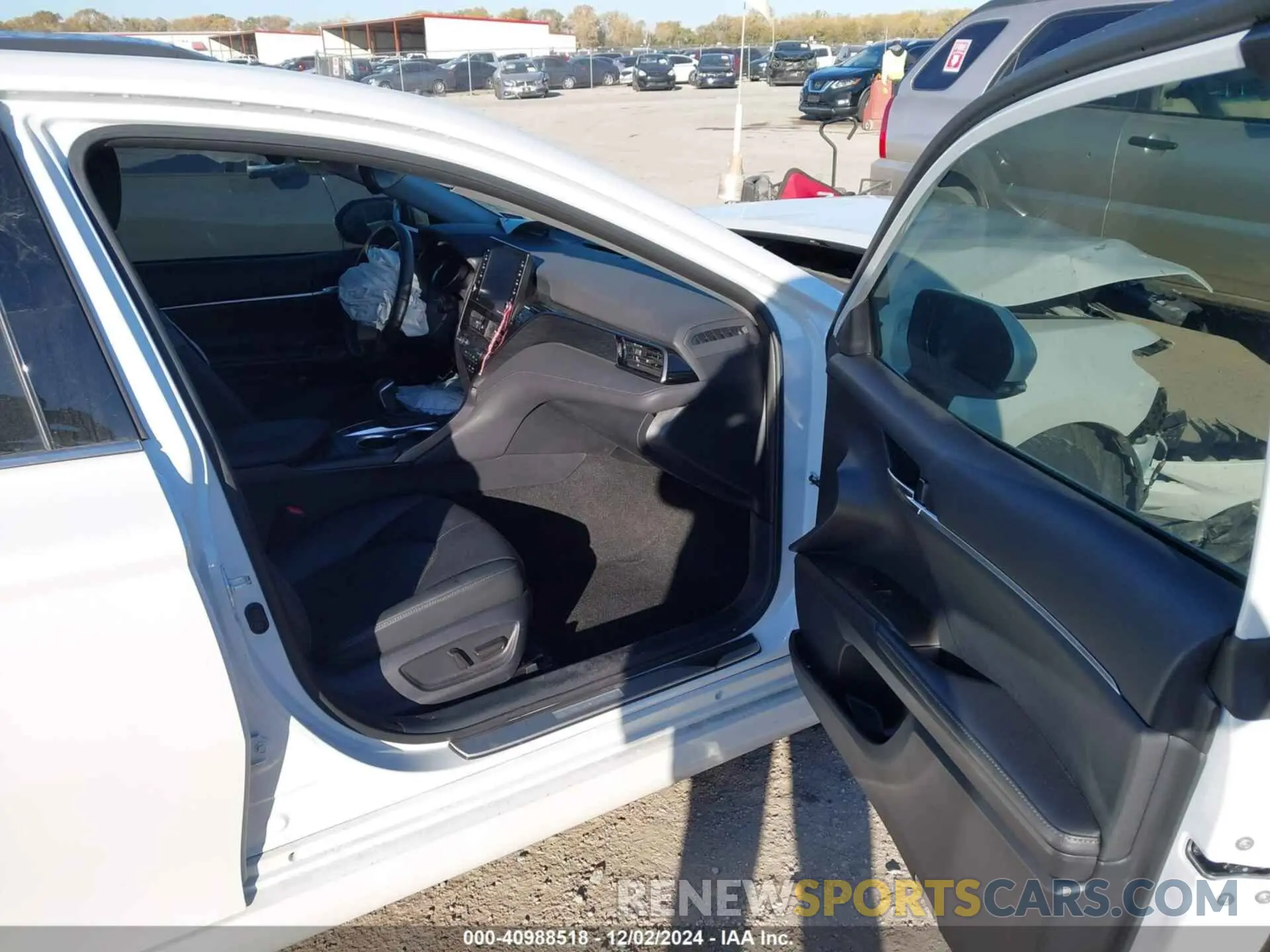 5 Photograph of a damaged car 4T1F31AK7NU589227 TOYOTA CAMRY 2022