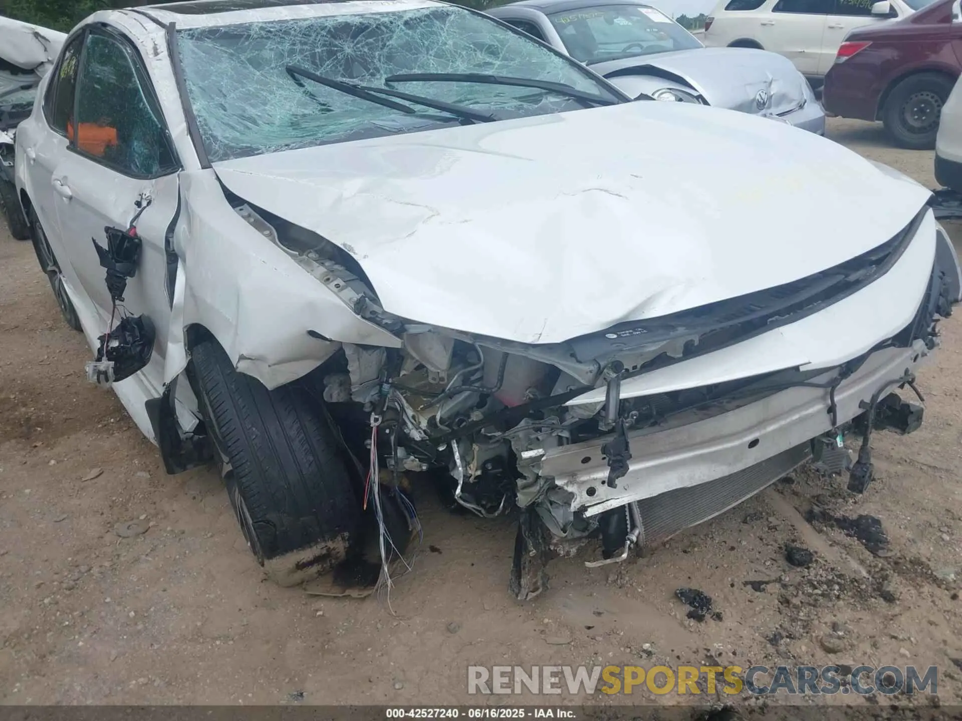6 Фотография поврежденного автомобиля 4T1F31AK7NU591768 TOYOTA CAMRY 2022