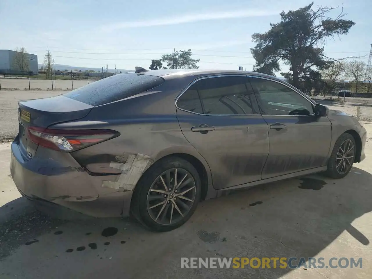 3 Фотография поврежденного автомобиля 4T1F31AKXNU596124 TOYOTA CAMRY 2022