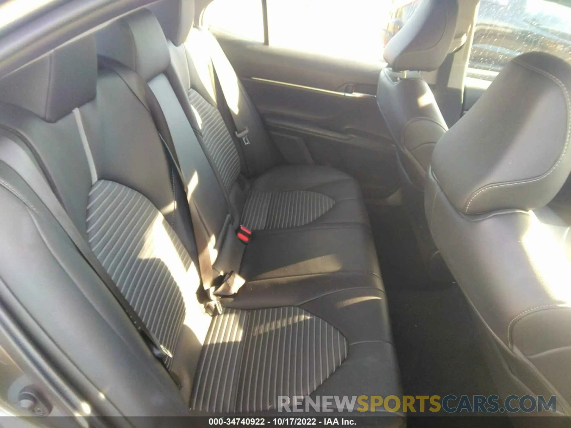 8 Фотография поврежденного автомобиля 4T1G11AK0NU009424 TOYOTA CAMRY 2022