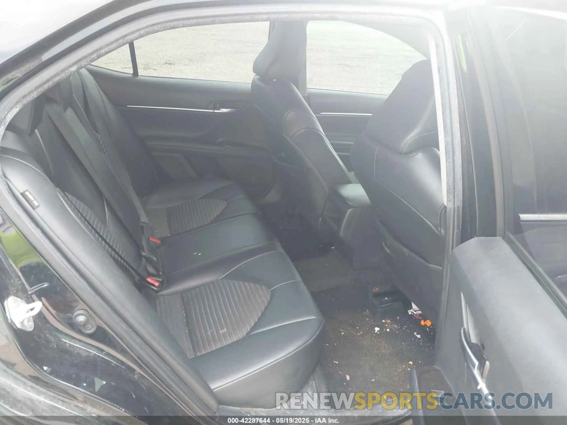 8 Photograph of a damaged car 4T1G11AK0NU019094 TOYOTA CAMRY 2022