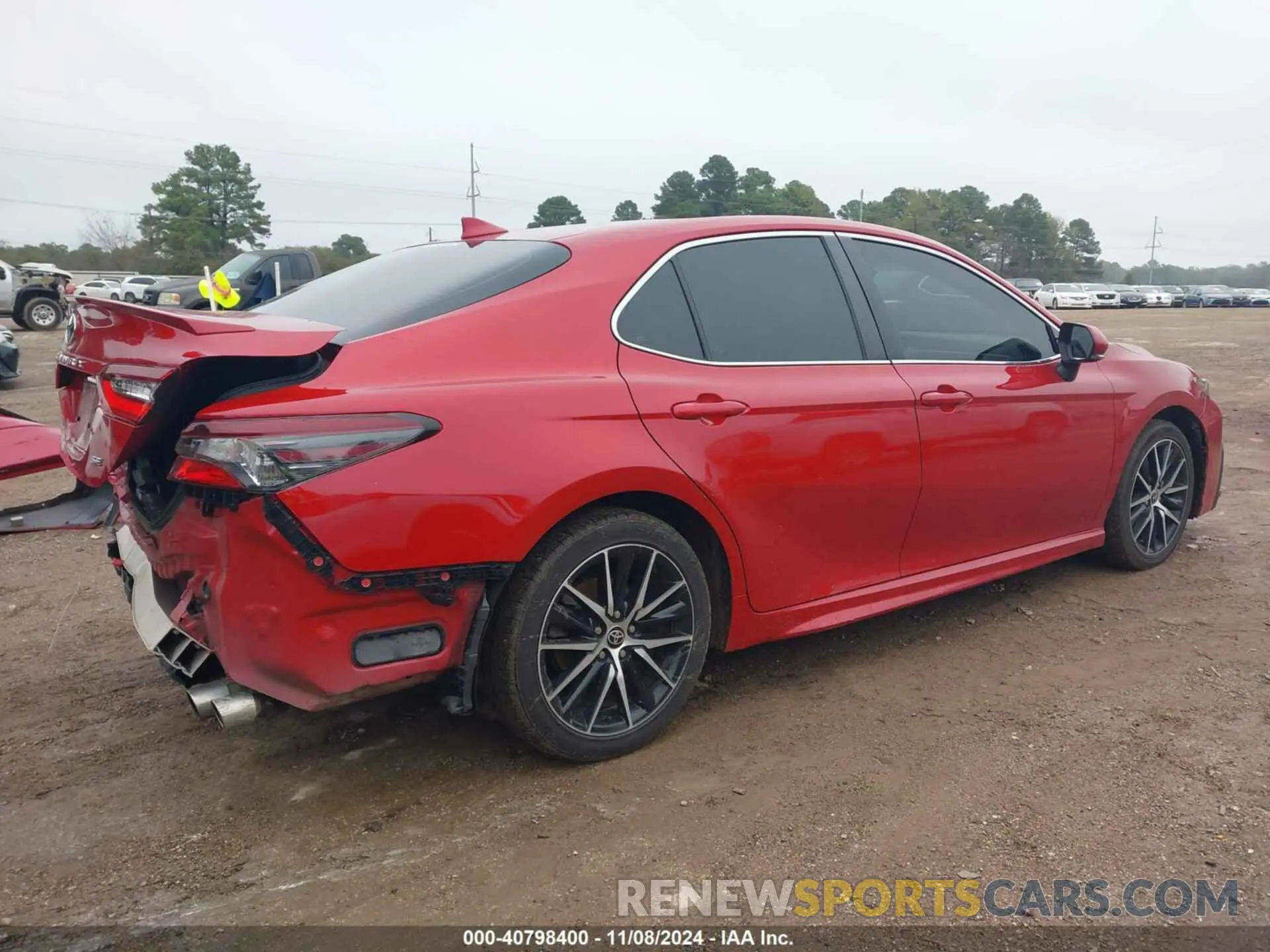 4 Photograph of a damaged car 4T1G11AK0NU031844 TOYOTA CAMRY 2022