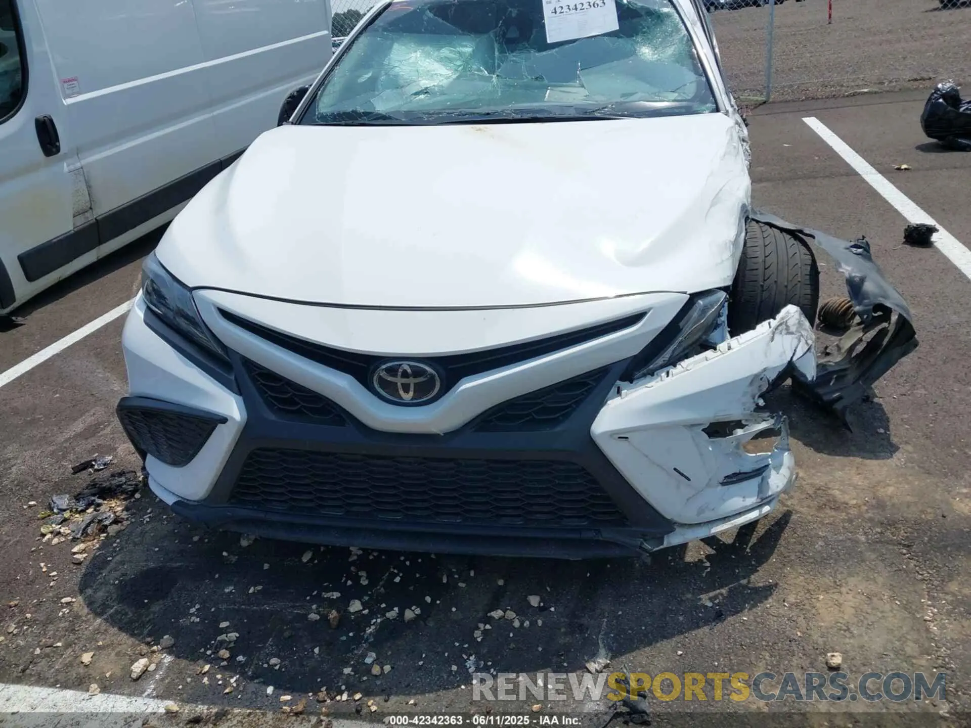 11 Photograph of a damaged car 4T1G11AK0NU054329 TOYOTA CAMRY 2022