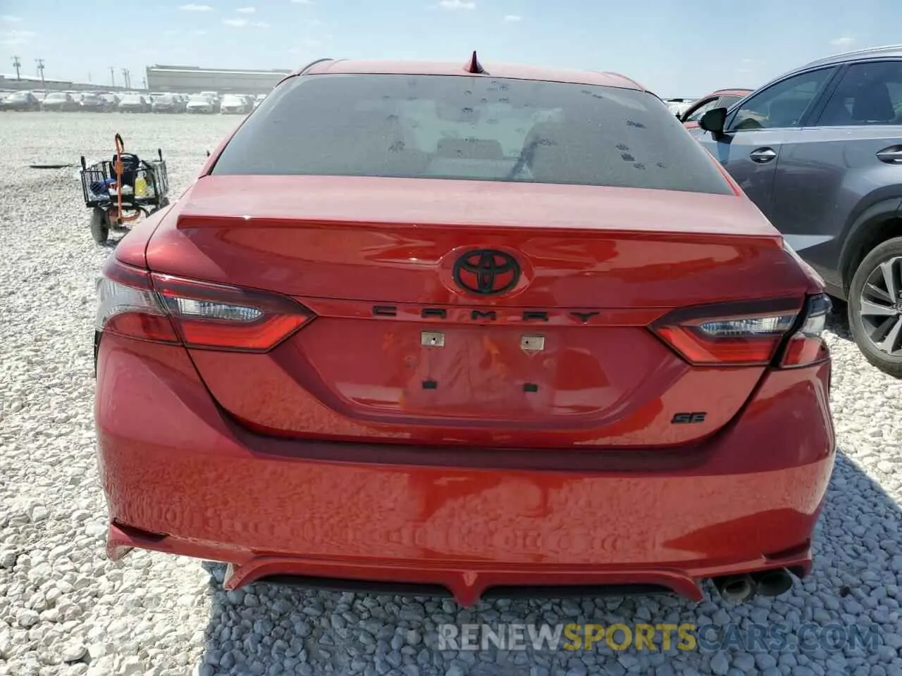 6 Фотография поврежденного автомобиля 4T1G11AK0NU068246 TOYOTA CAMRY 2022