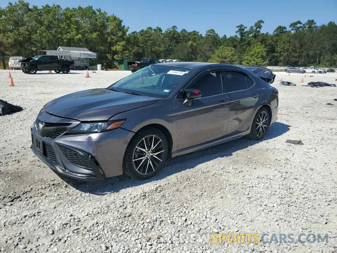 1 Photograph of a damaged car 4T1G11AK0NU624314 TOYOTA CAMRY 2022