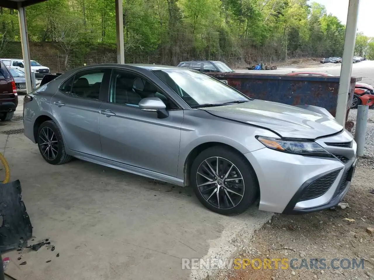 4 Photograph of a damaged car 4T1G11AK0NU696596 TOYOTA CAMRY 2022