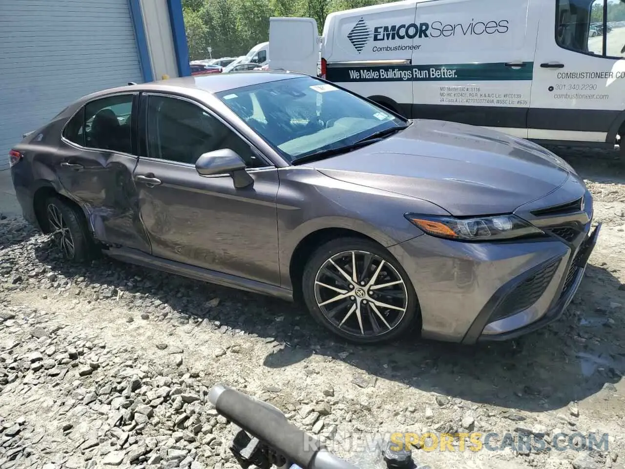 4 Photograph of a damaged car 4T1G11AK0NU697943 TOYOTA CAMRY 2022