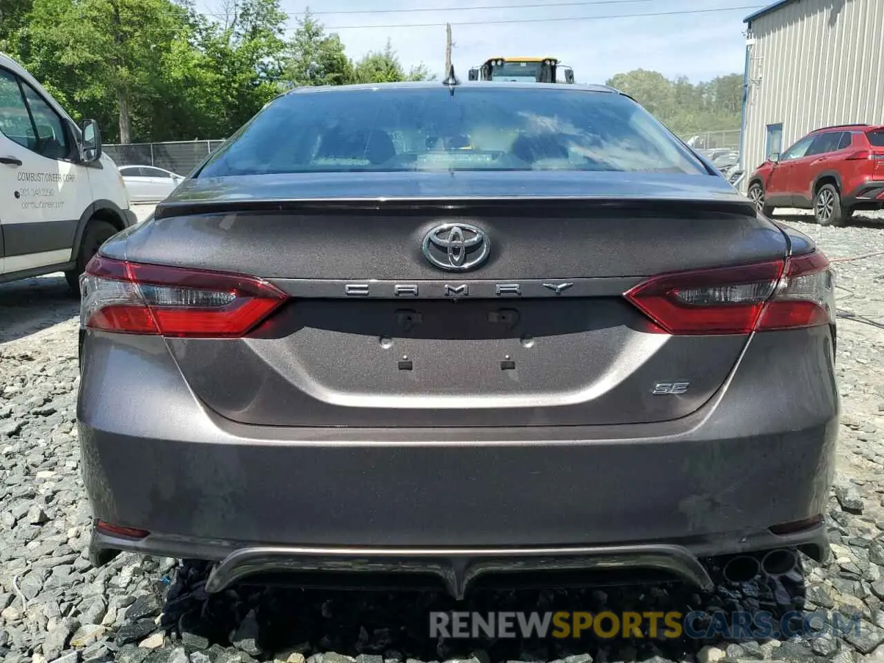 6 Photograph of a damaged car 4T1G11AK0NU697943 TOYOTA CAMRY 2022