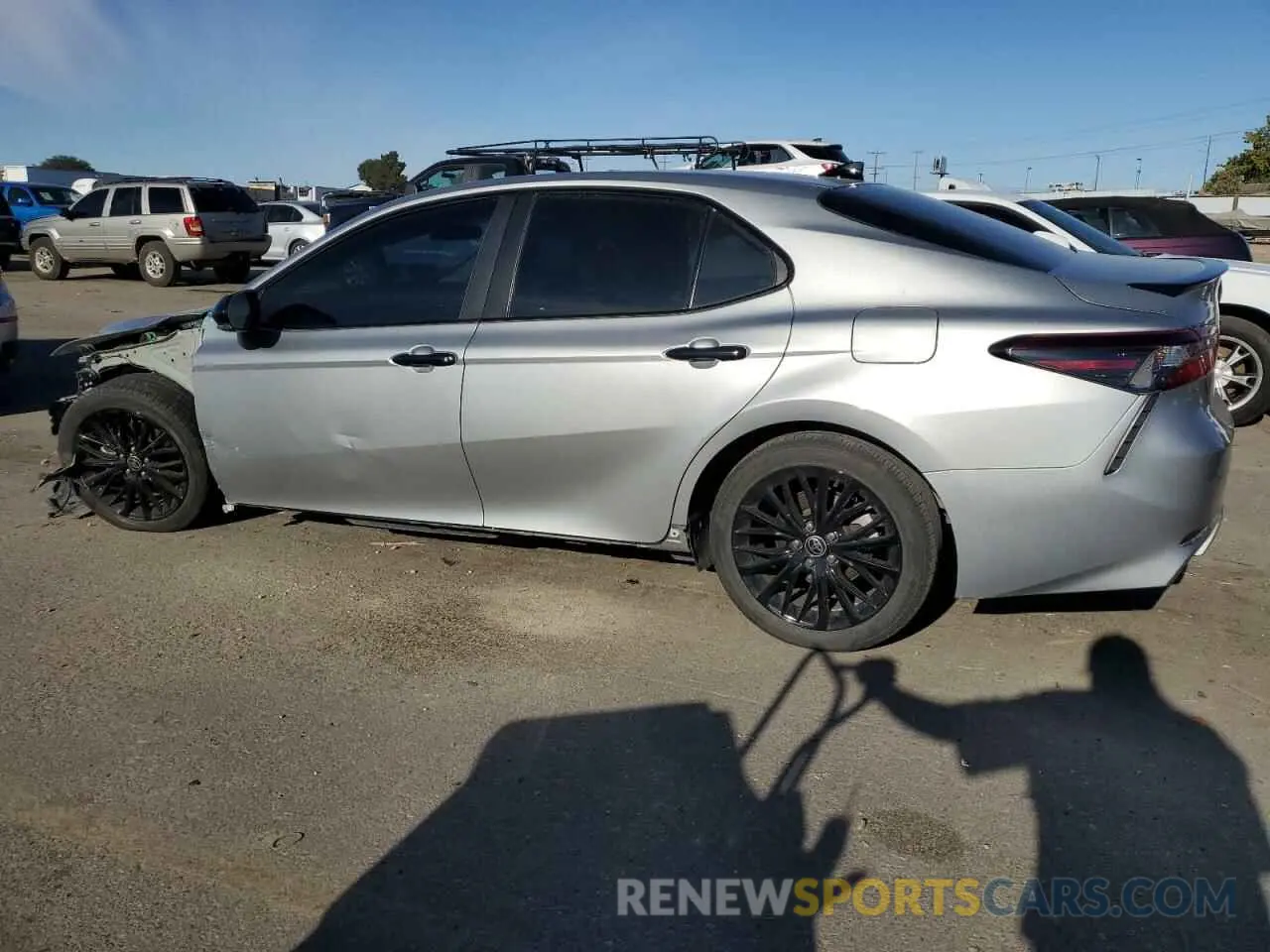 2 Фотография поврежденного автомобиля 4T1G11AK1NU013787 TOYOTA CAMRY 2022