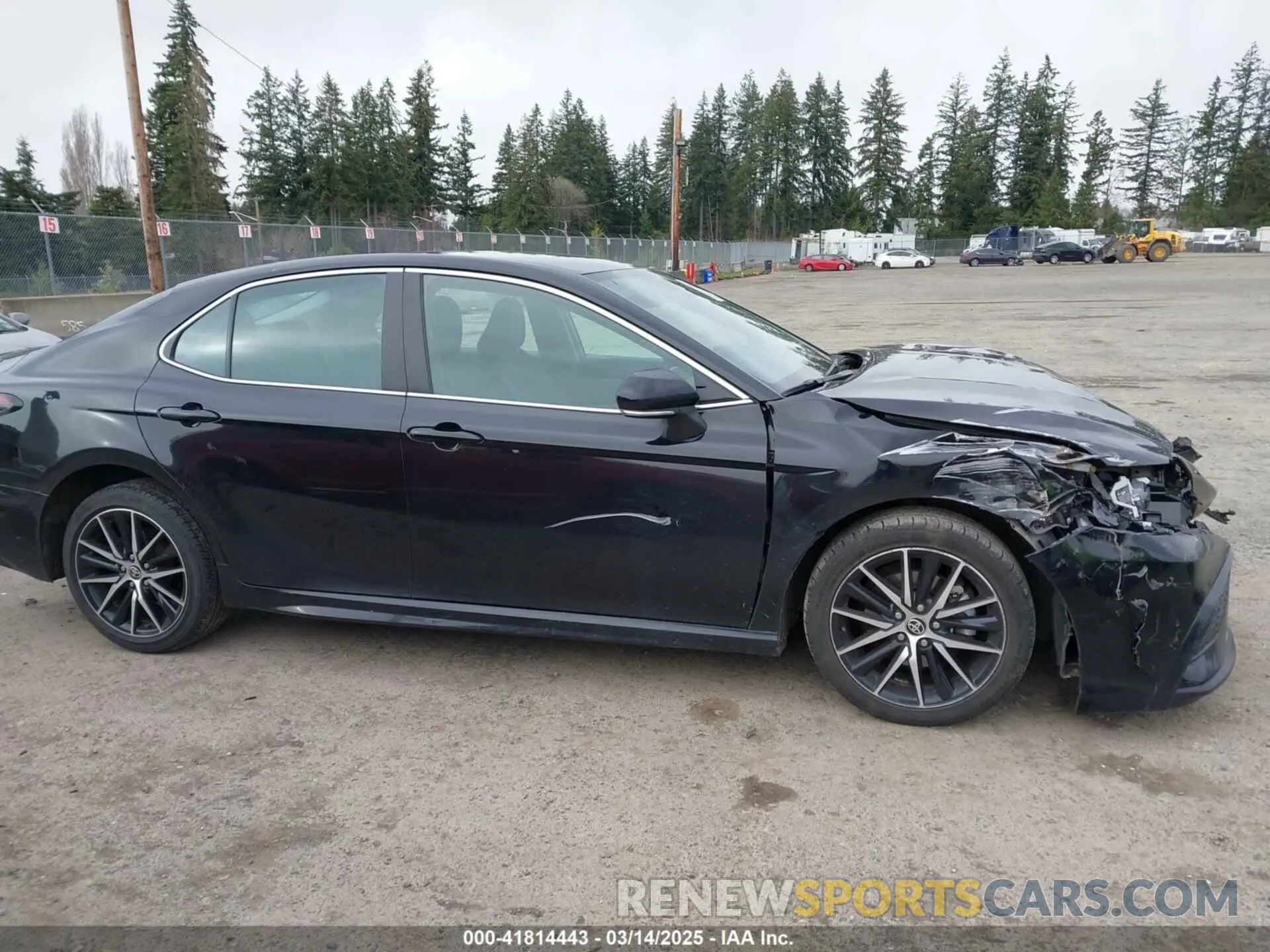 13 Photograph of a damaged car 4T1G11AK1NU052718 TOYOTA CAMRY 2022