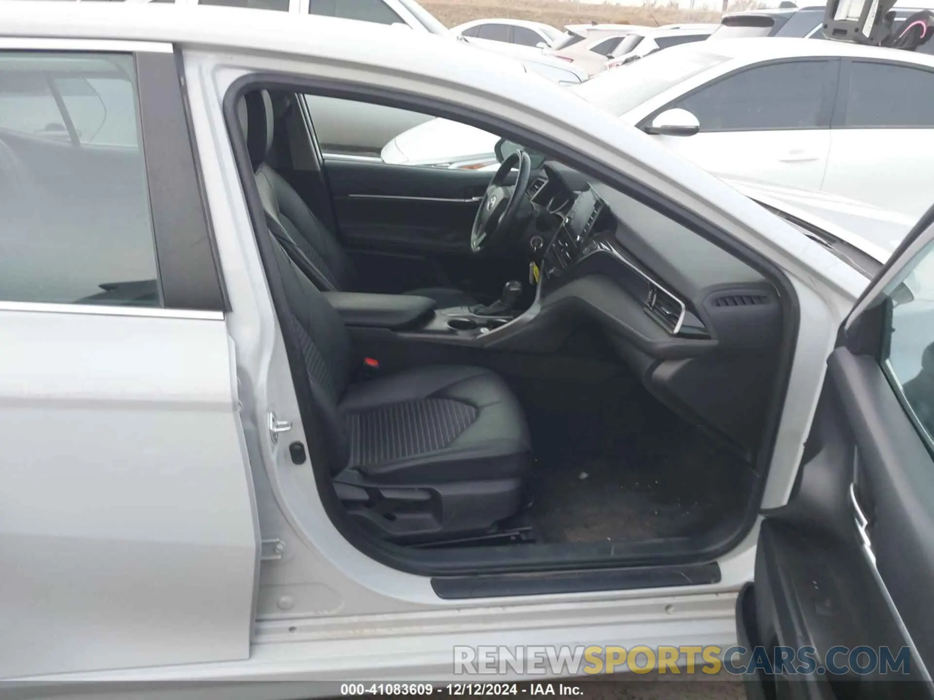 5 Фотография поврежденного автомобиля 4T1G11AK1NU064433 TOYOTA CAMRY 2022
