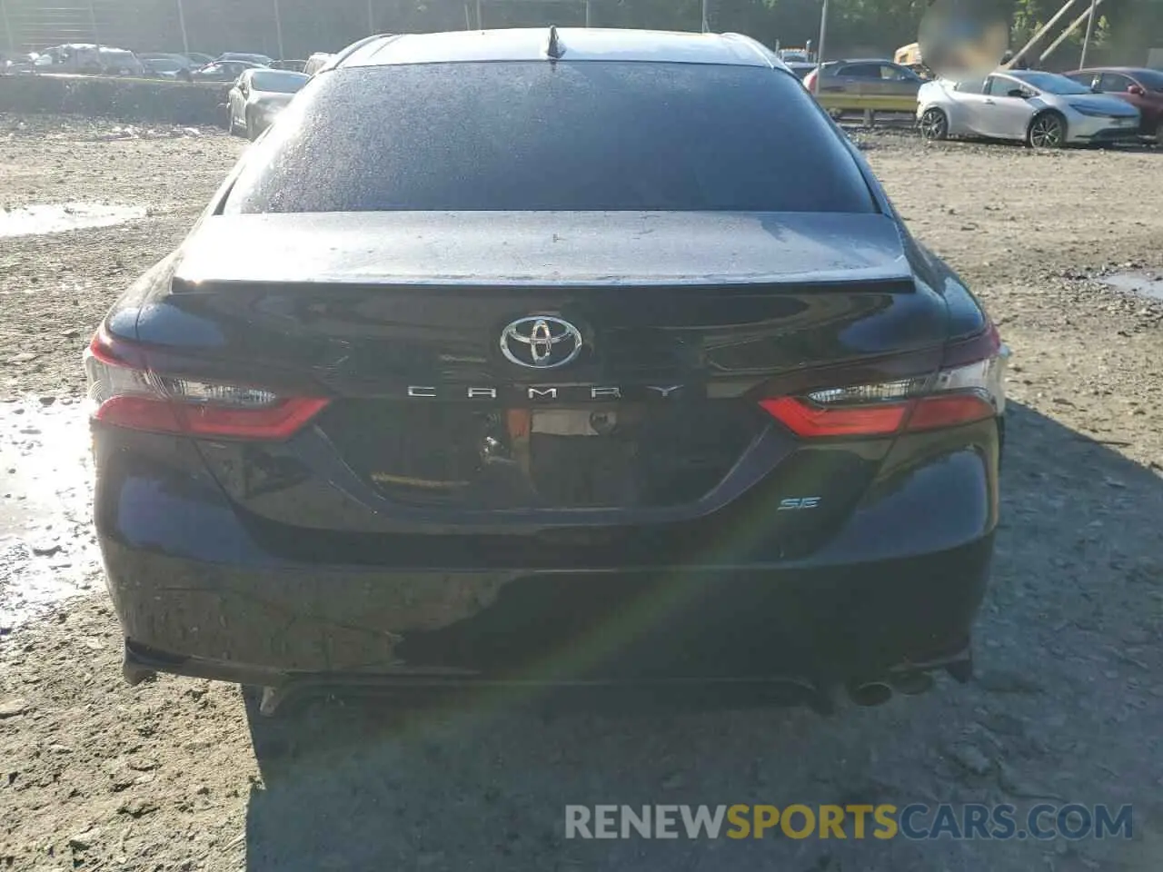 6 Photograph of a damaged car 4T1G11AK1NU662408 TOYOTA CAMRY 2022