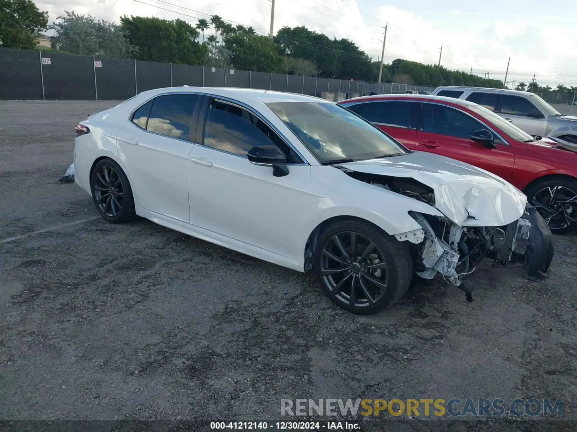 1 Photograph of a damaged car 4T1G11AK1NU675241 TOYOTA CAMRY 2022