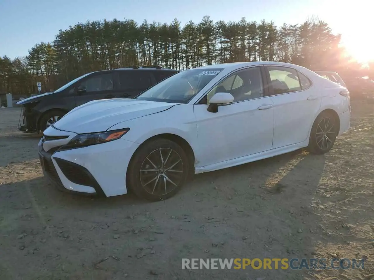 1 Фотография поврежденного автомобиля 4T1G11AK1NU692153 TOYOTA CAMRY 2022