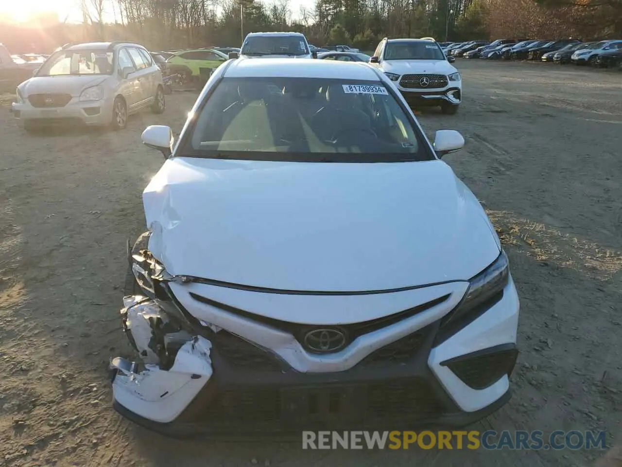 5 Фотография поврежденного автомобиля 4T1G11AK1NU692153 TOYOTA CAMRY 2022