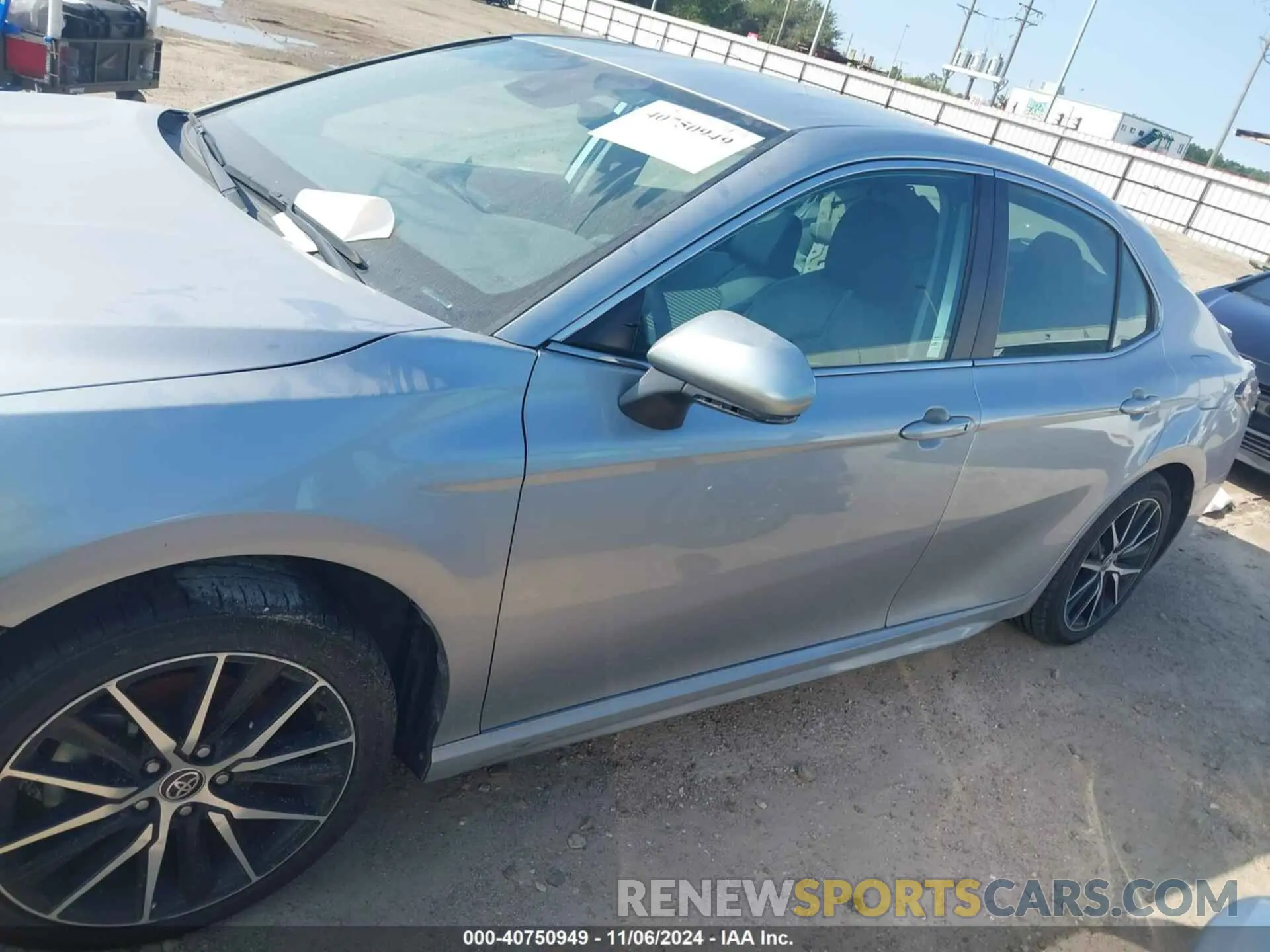 15 Photograph of a damaged car 4T1G11AK1NU716225 TOYOTA CAMRY 2022