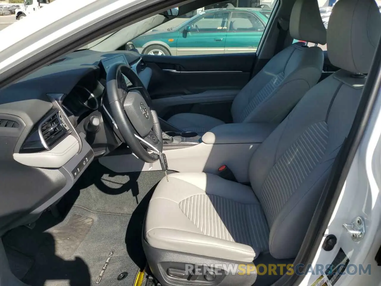 7 Photograph of a damaged car 4T1G11AK1NU719318 TOYOTA CAMRY 2022