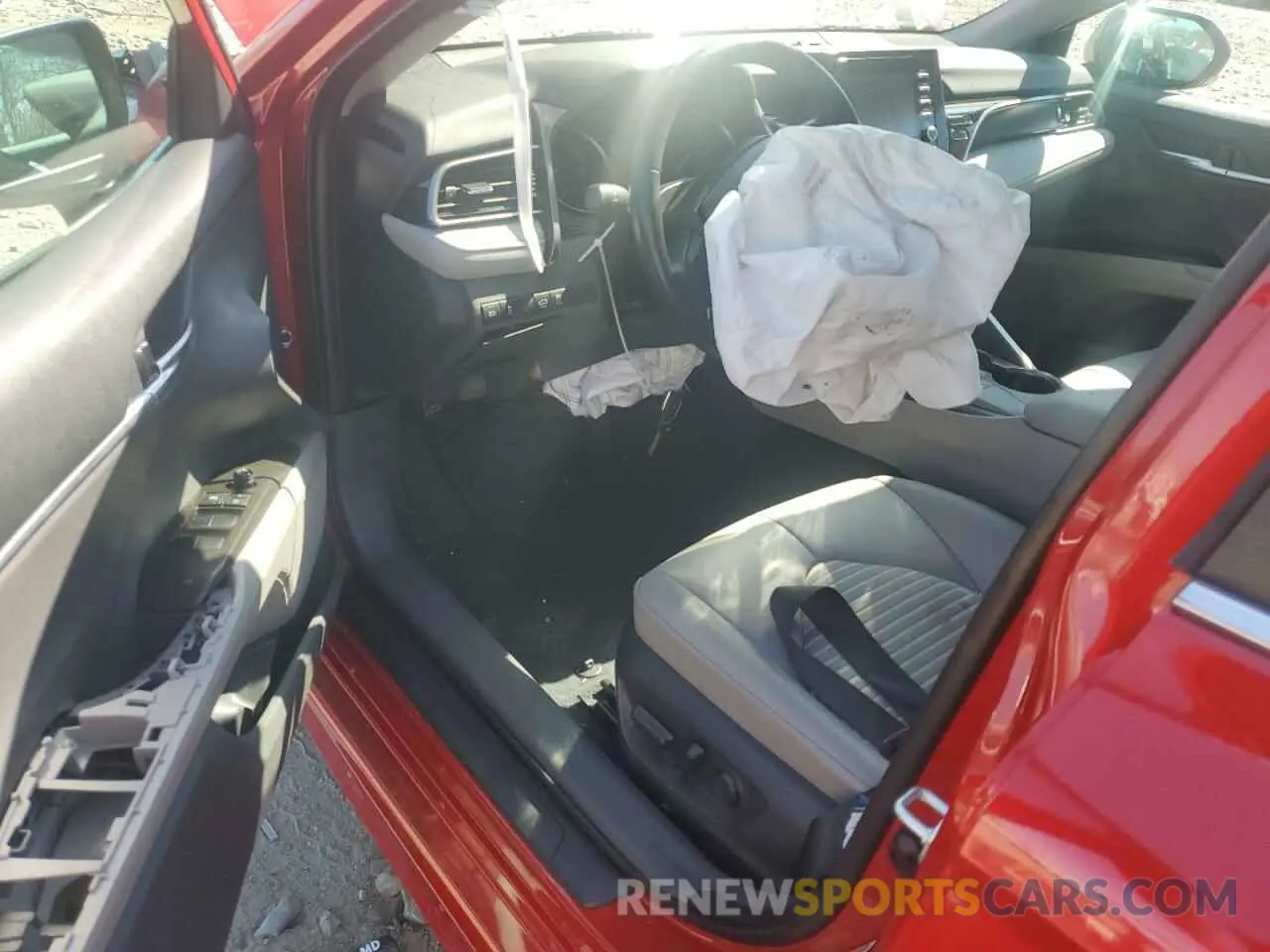8 Photograph of a damaged car 4T1G11AK2NU058933 TOYOTA CAMRY 2022