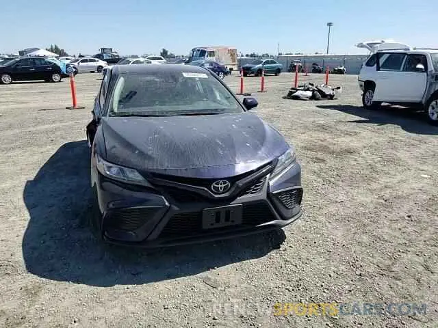 10 Photograph of a damaged car 4T1G11AK2NU063257 TOYOTA CAMRY 2022