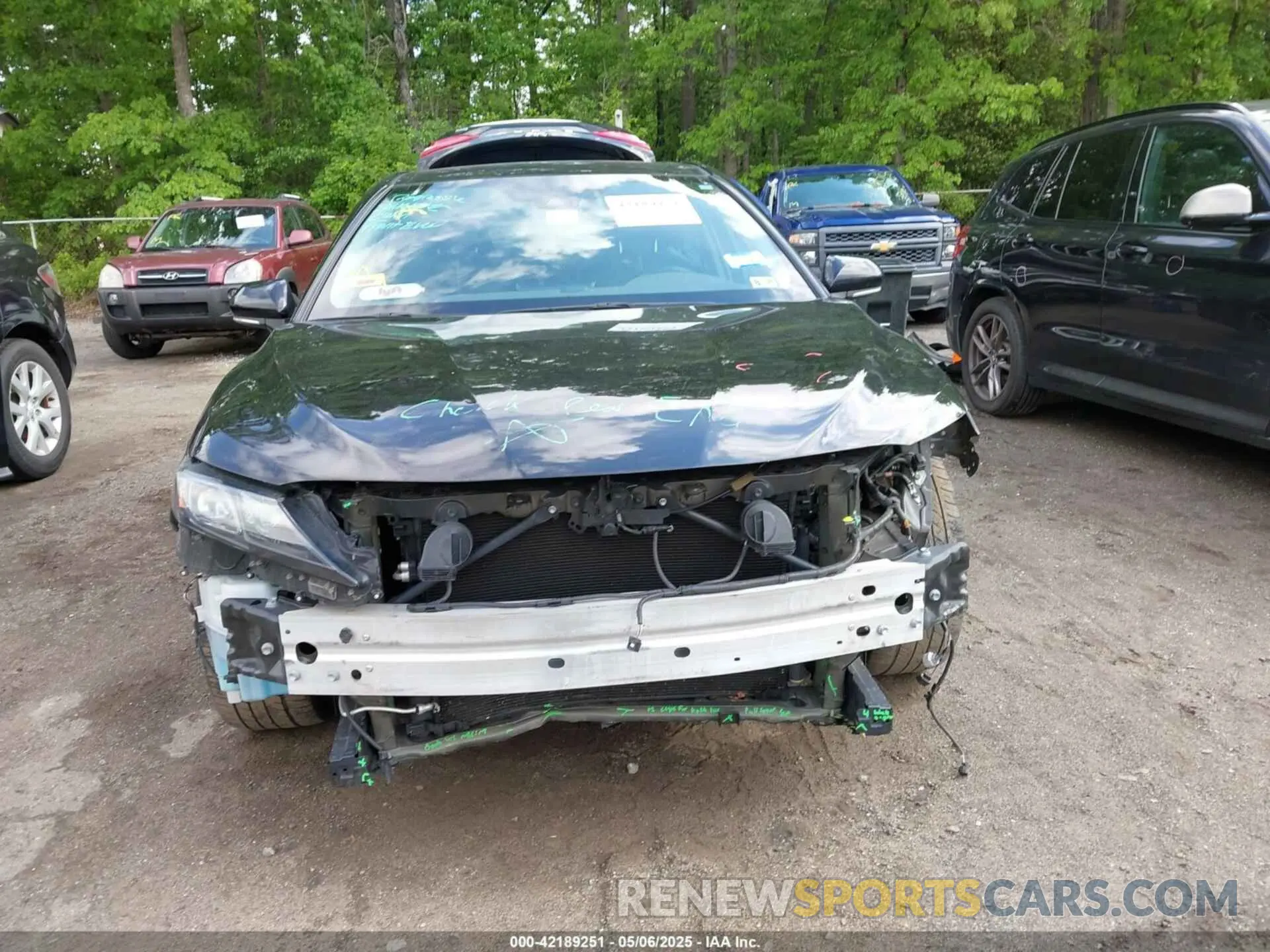 12 Фотография поврежденного автомобиля 4T1G11AK2NU065736 TOYOTA CAMRY 2022