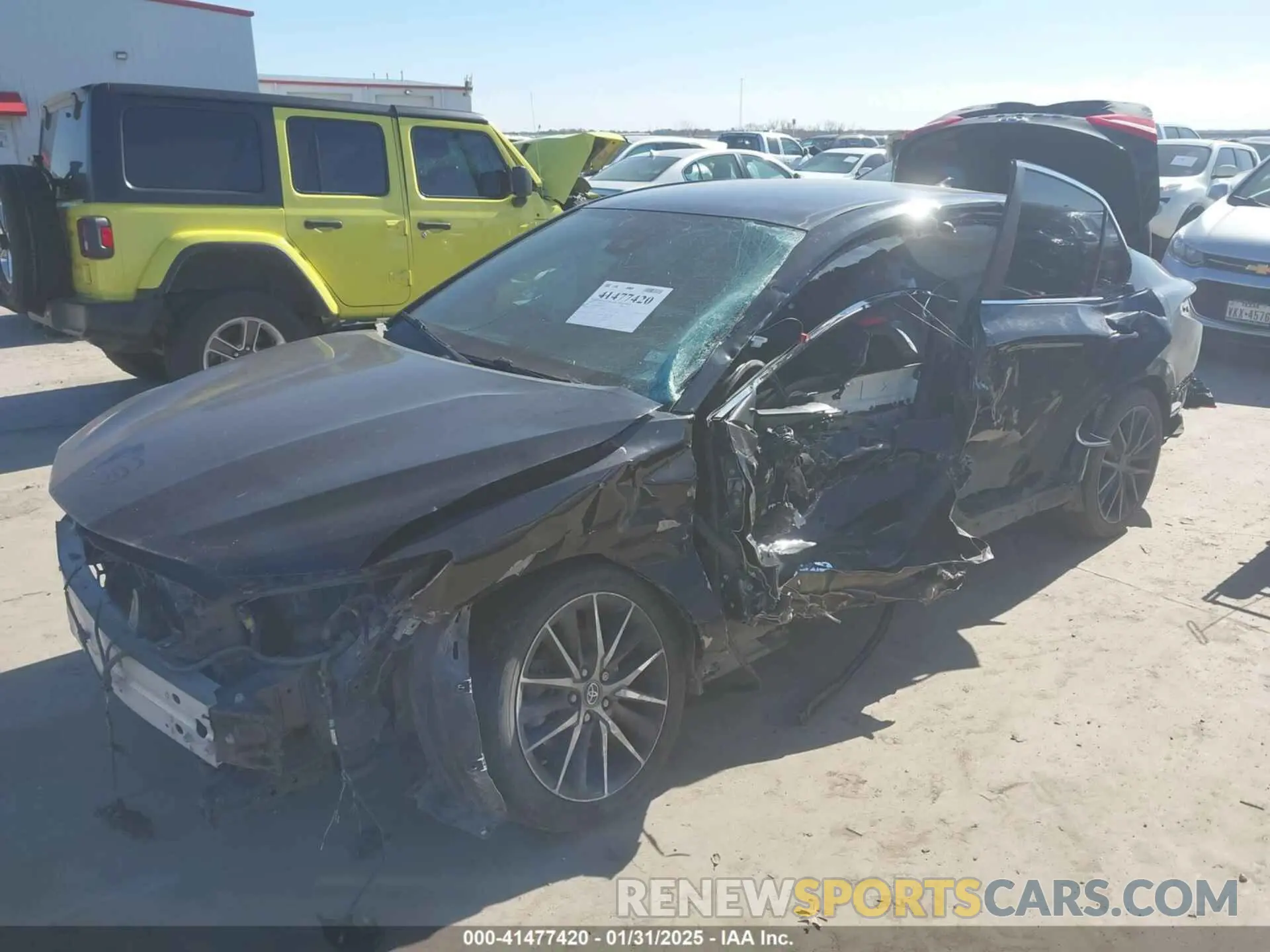 2 Фотография поврежденного автомобиля 4T1G11AK2NU624444 TOYOTA CAMRY 2022