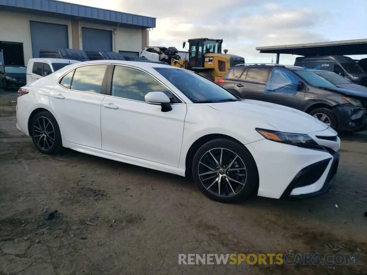 4 Photograph of a damaged car 4T1G11AK2NU626968 TOYOTA CAMRY 2022