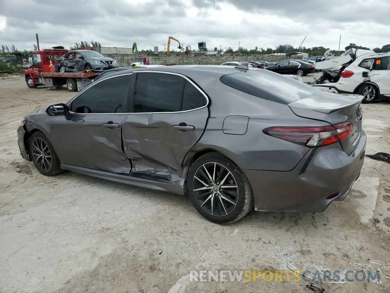 2 Photograph of a damaged car 4T1G11AK2NU631457 TOYOTA CAMRY 2022