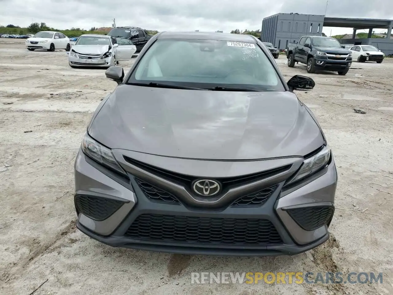 5 Photograph of a damaged car 4T1G11AK2NU631457 TOYOTA CAMRY 2022