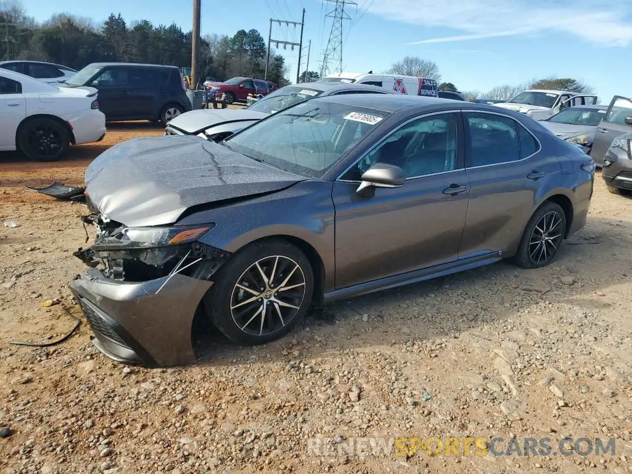 1 Photograph of a damaged car 4T1G11AK2NU633242 TOYOTA CAMRY 2022