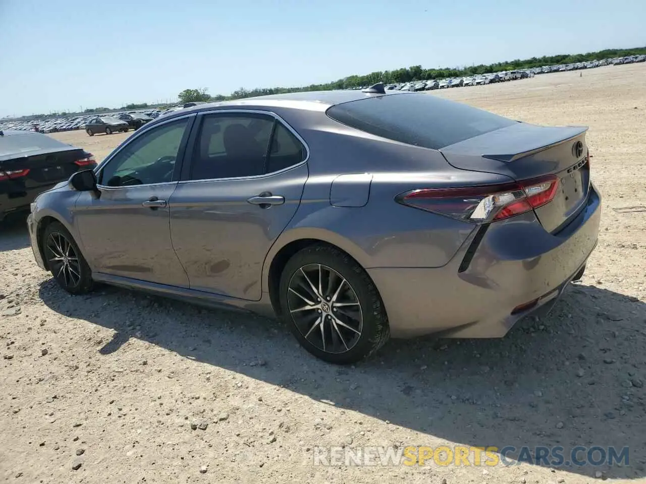 2 Photograph of a damaged car 4T1G11AK2NU661493 TOYOTA CAMRY 2022