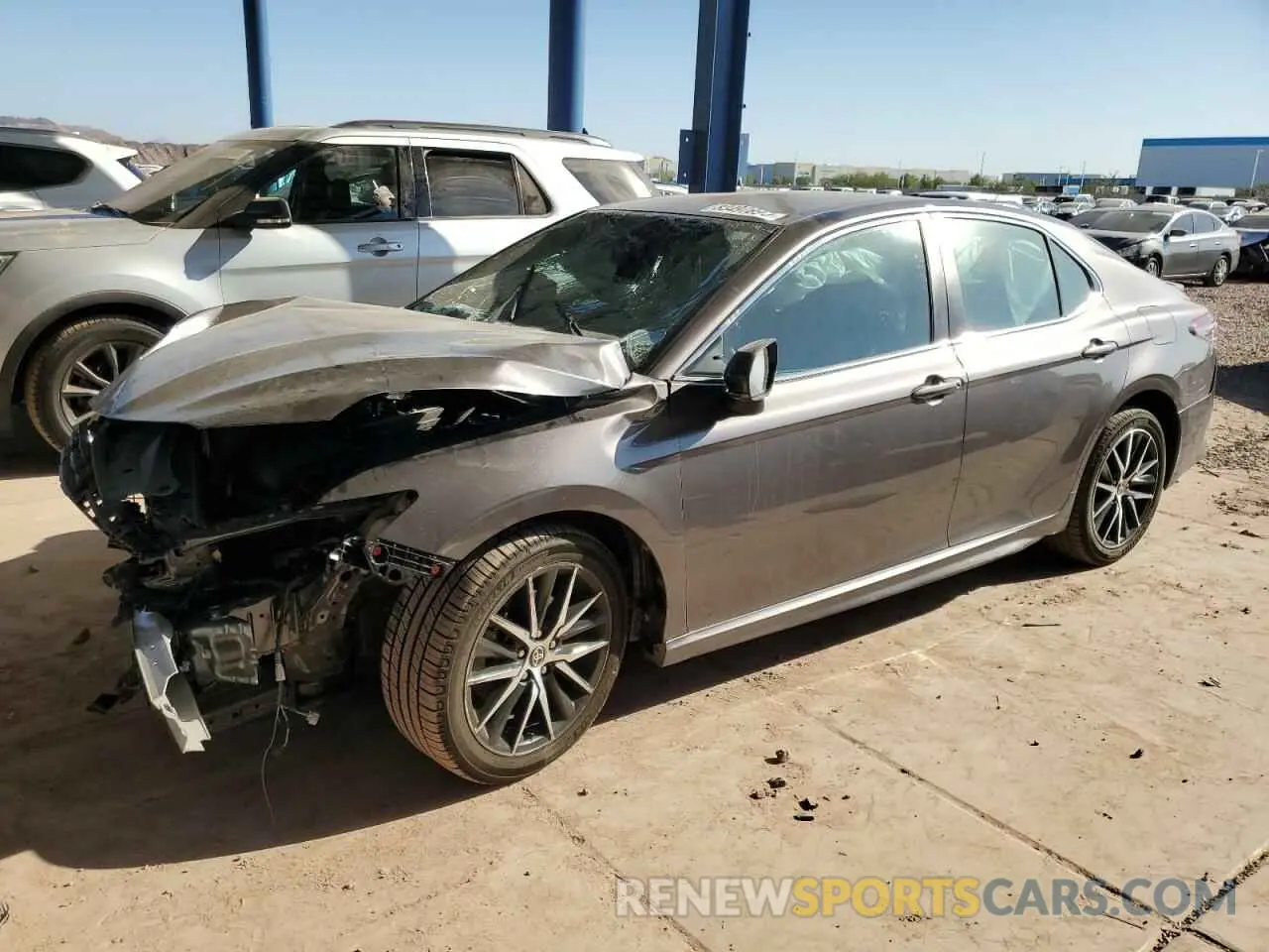 1 Photograph of a damaged car 4T1G11AK2NU670680 TOYOTA CAMRY 2022